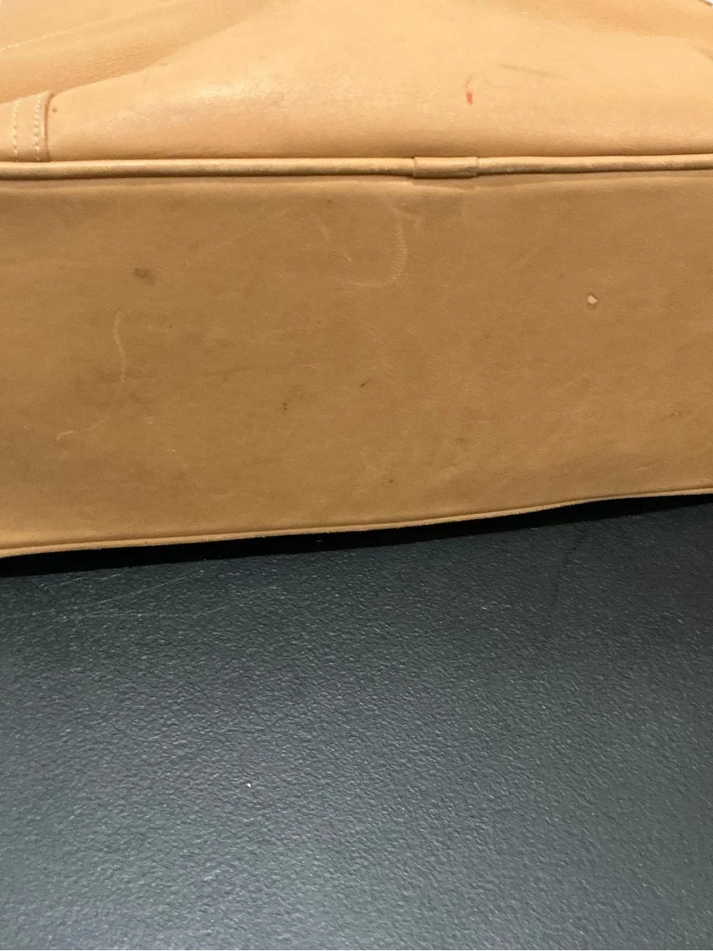 vintage Coach 5131 British tan glove leather tote bag plus matching wallet